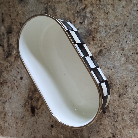 MacKenzie-Childs soap and lotion caddy. Courtly check pattern NWOT - Picture 4 of 5